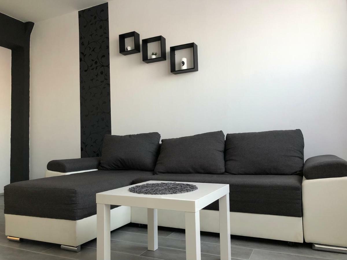 Dave Apartman Szeged Exteriör bild