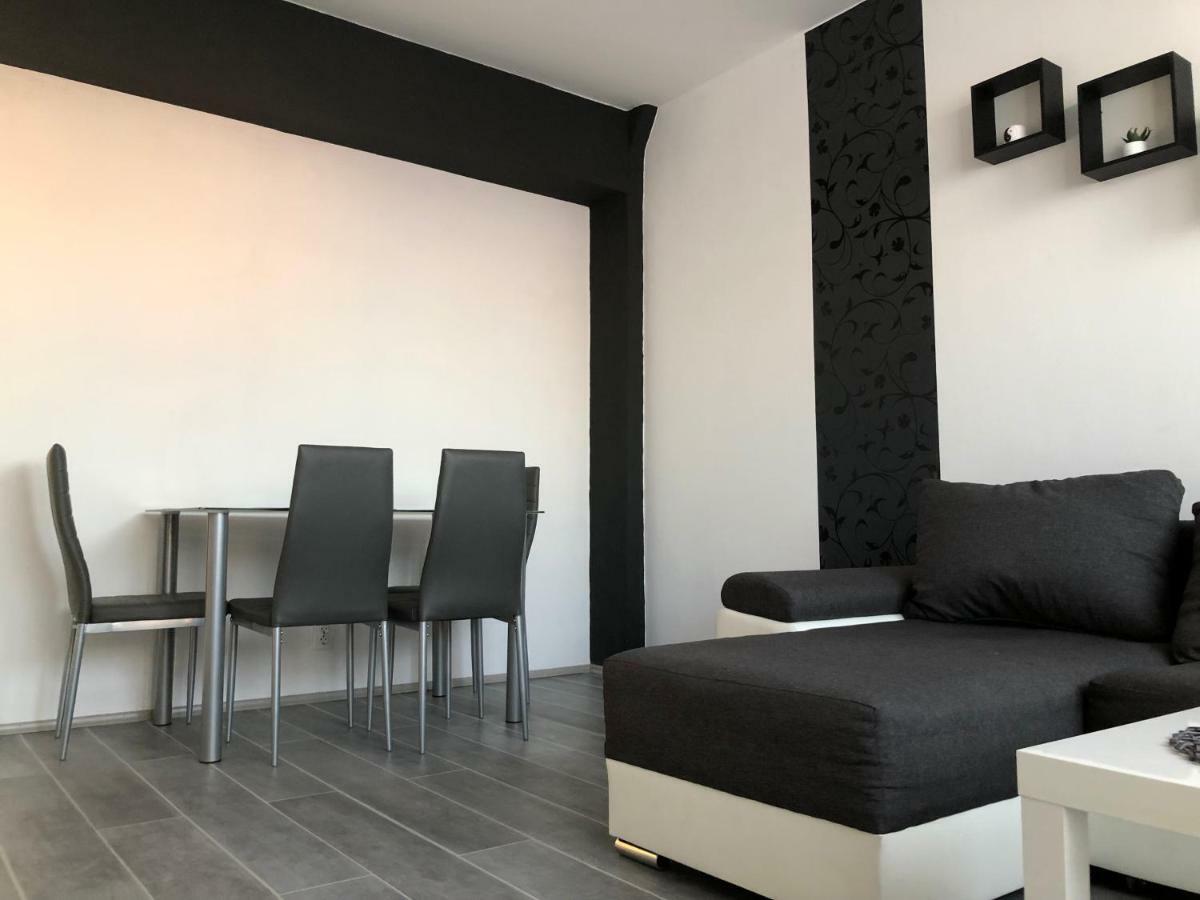 Dave Apartman Szeged Exteriör bild